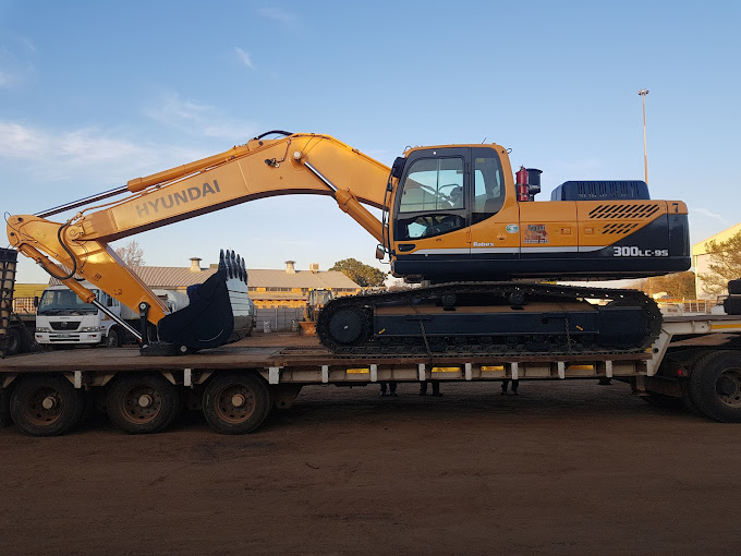 Tigani excavator on site